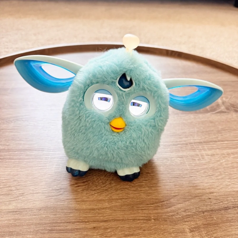 Furby Connect Talking Interactive Toy Bluetooth 2016 WORKS Blue - Picture 4 of 8